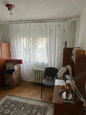Apartament 3 Camere 2 Bai Etaj 2 Zona Girocului la cateva minute de mers pe jos de Spitalul Judetean - imagine 4