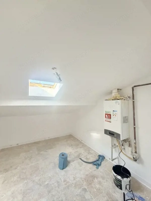 Spatiu pretabul birouri, Salon, Studio in  Mansarda Piata Romana - imagine 5
