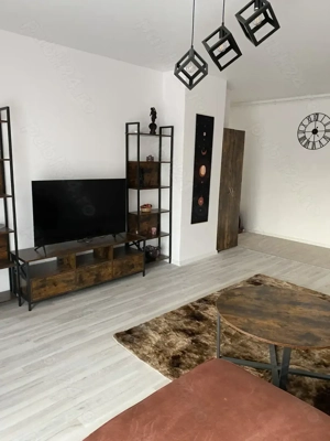 Inchiriez apartament 2 camere, zona Parcul Carol - imagine 10