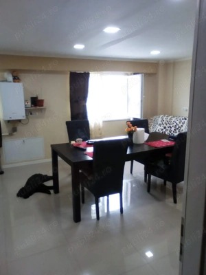 apartament 3 camere  - imagine 2