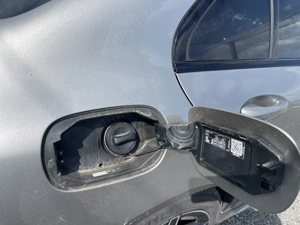 Mercedes Benz C200 - imagine 20