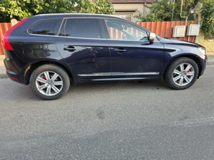 Volvo XC60 D4 190cp 2017 - imagine 4