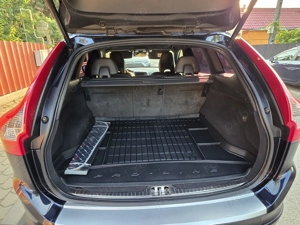 Volvo XC60 D4 190cp 2017 - imagine 5