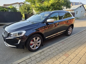 Volvo XC60 D4 190cp 2017 - imagine 2