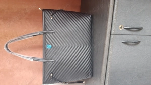 Vând geantă nouă Victoria Secret 