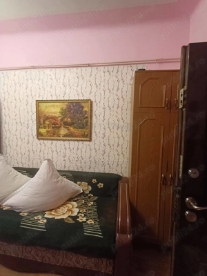 De vanzare garsonieră cf 2, etajul 1 , renovata 17.500 euro  - imagine 2