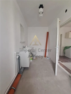 Casa solida, independenta energetic, mutare imediata, 2000 mp teren Targu Trotus - imagine 18