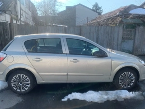 Opel Astra - imagine 2