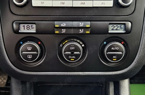 VW GOLF 5 - 1.4 BENZINA (aspirat natural) - 80 c.p. - 2009 - imagine 13