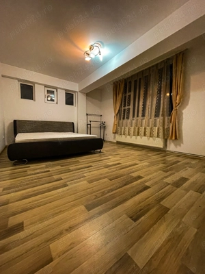 Inchiriez Studio 46 MP Ghimbav mobilat si utilat  parcare - imagine 5