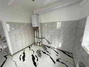 Casa individuala si 500 mp teren in zona centrala din Sibiu - imagine 16