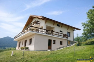 Pensiune  resedinta, in magistral peisagistic, cu 1.000 mp teren, Pestera, Brasov - imagine 13