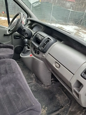 Vând Renault Trafic  - imagine 4