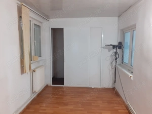 Vanzare  Apart. 2 camere cf.1 decomandat, supr. utila de 49.mp. + balc. de 16.mp. zona Calarasi 4 - imagine 3