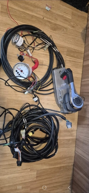 mansa si ceasuri suzuki