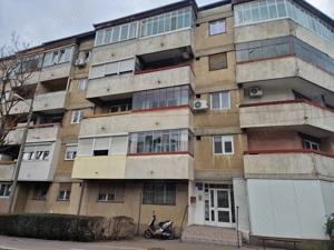 De vanzare ap.2 camere, str Lacu Rosu, Oradea