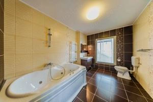 Casa gata de mutat, 5 minute de centru, Parneava - imagine 6