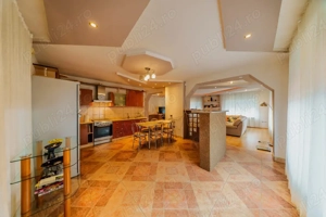 Casa gata de mutat, 5 minute de centru, Parneava - imagine 3