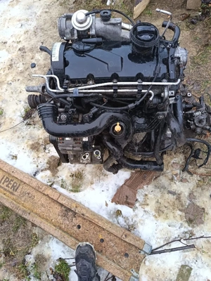 Motor Complet Volkswagen Jetta 1.9 tdi - imagine 5
