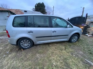 vw Touran 1,9 an 2004 - imagine 5