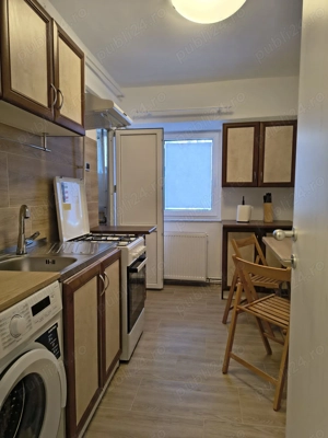 Apartament cu 3 camere de inchiriat   zona Micro 3   Iazul Morilor   etaj 1   renovat mobilat utilat - imagine 11