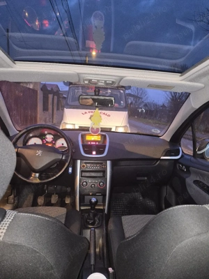 Peugeot 207,an 2011 - imagine 5