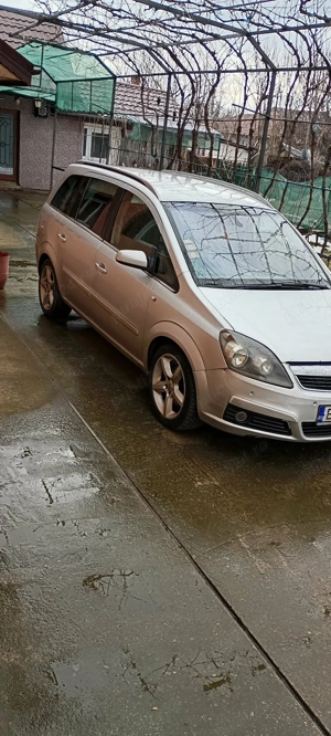 Vînd Opel Zafira b an fabricație 2006 7 locuri 1700 usor negociabil. - imagine 4