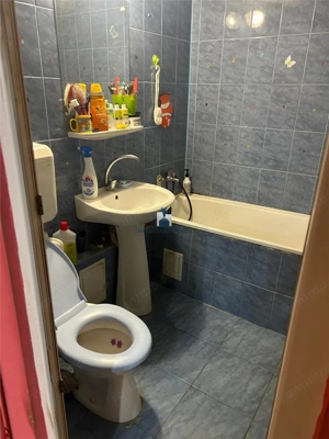 Apartament 2 camere Decomandat Ap. Patriei Panselelor - imagine 2