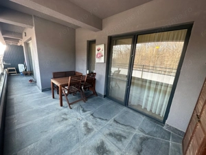 Apartament cu terasa mare zona Lipovei - intrare Dumbrăvița - imagine 4
