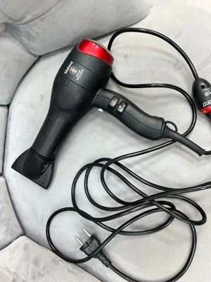 Vând feon în stare impecabila 