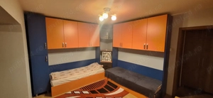 Vând mobilă de cameră pentru tineret