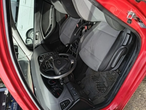 Vand Hyundai i20 2019 1.2 benzina 84CP comfort+