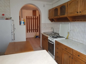 Închiriez apartament cu 2 camere - imagine 3