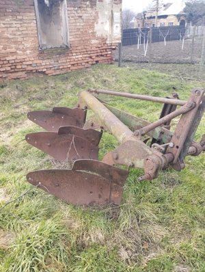 Plug cu 3 brazde de vanzare - imagine 2