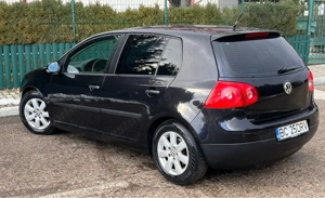 Vând Golf 5 1.9 Diesel An 2006 - imagine 3