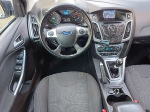 Ford Focus Titanium,1.6 benzina, 2012, euro 5 - imagine 3