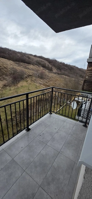 Apartament renovat 2 camere decomandate dressing cu garaj zona Vivo - imagine 8