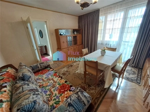 Apartament cu 2 camere zona ultracentrala etaj 2 - imagine 3