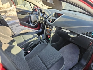 Vand Peugeot 2 V Benzină   88 CP (KFU) 102000 KM - imagine 5