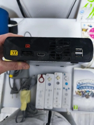 Consolă Nintendo Wii U Black 32GB (Deluxe Edition) + Accesorii