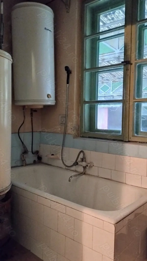 Vând casă în Domașnea cu patru camere. (30 km de Băile Herculane) - imagine 10