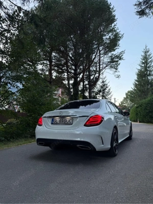 Mercedes C Class Hibrid C300 - imagine 3