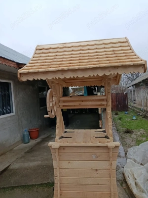 Balansoar si fantâni din lemn