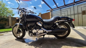 Honda VF 750C Magna - imagine 2