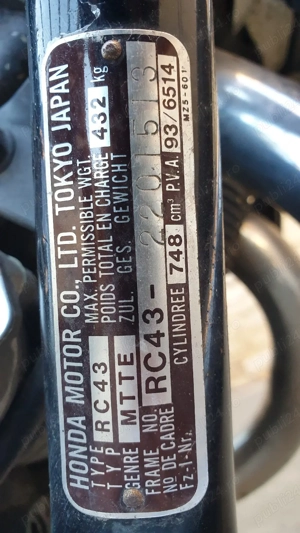 Honda VF 750C Magna - imagine 4