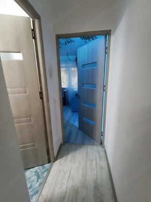 Apartament cu 2 camere ,decomandat 50 mp. Parter-Bd. Constantin  Brancoveanu - imagine 5