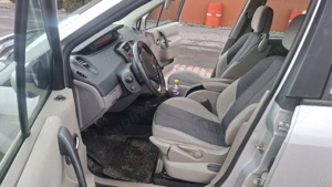 Renault  MeganScenic 2.0 benzina  - imagine 9