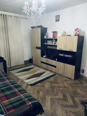 Vand apartamen 2 camere 43mp mobilat parcare etaj2 Noua