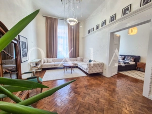 AX1200 Semicentral, Piata Maria, Prima Inchiriere