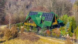 CASA INCONJURATA DE NATURA | DIN BUSTENI | 8 CAMERE | TIMISUL DE JOS - imagine 3